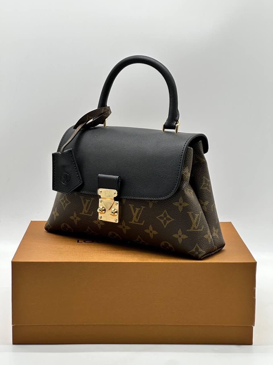 louis vuitton сумка,сумки луи виттон,женская сумка louis vuitton,сумка луи виттон croisette,сумочка луи виттон