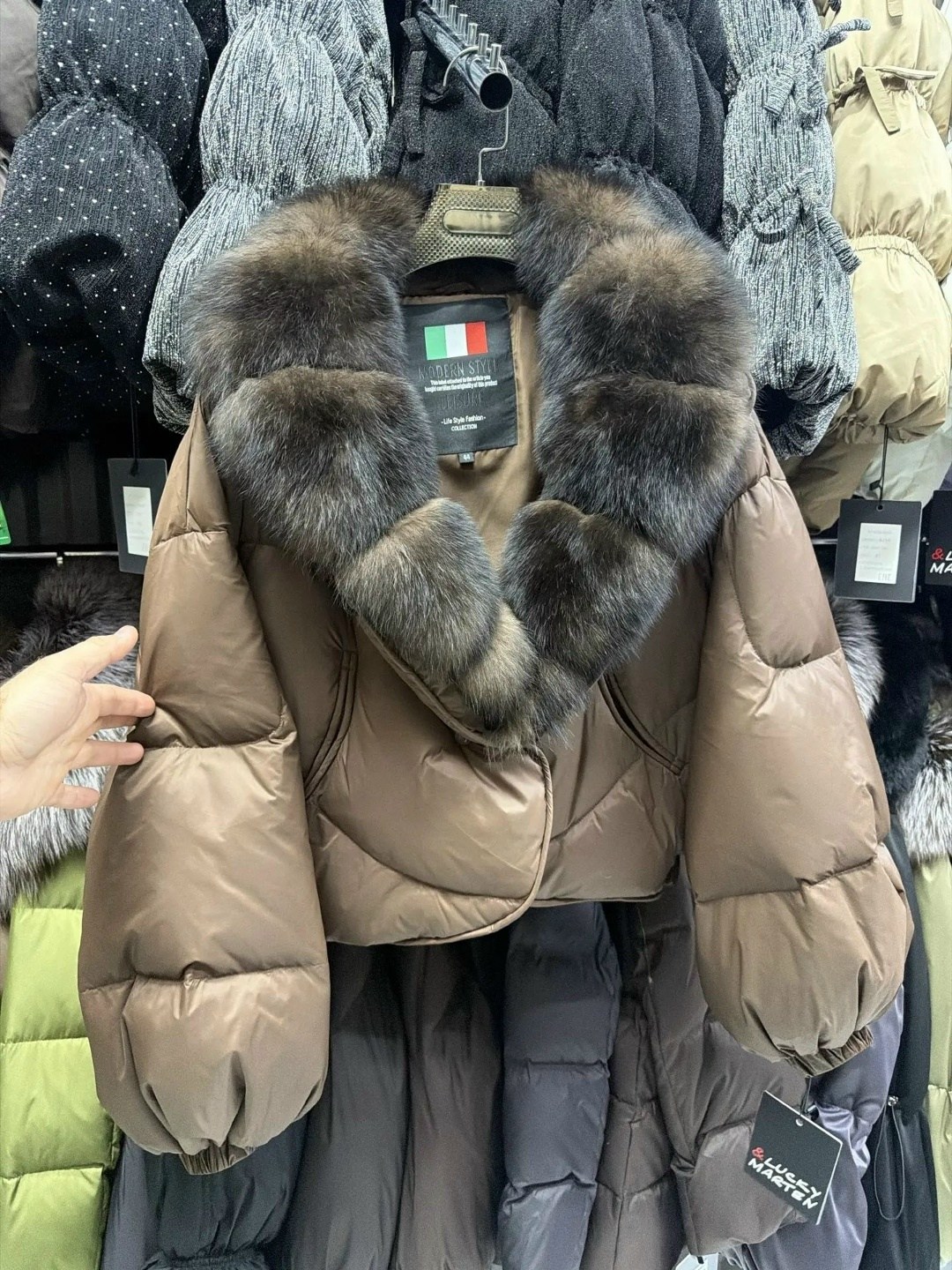 женский пуховик с натуральным мехом,пуховик с натуральным мехом,куртка-пуховик,пуховик с мехом,пуховик короткий
