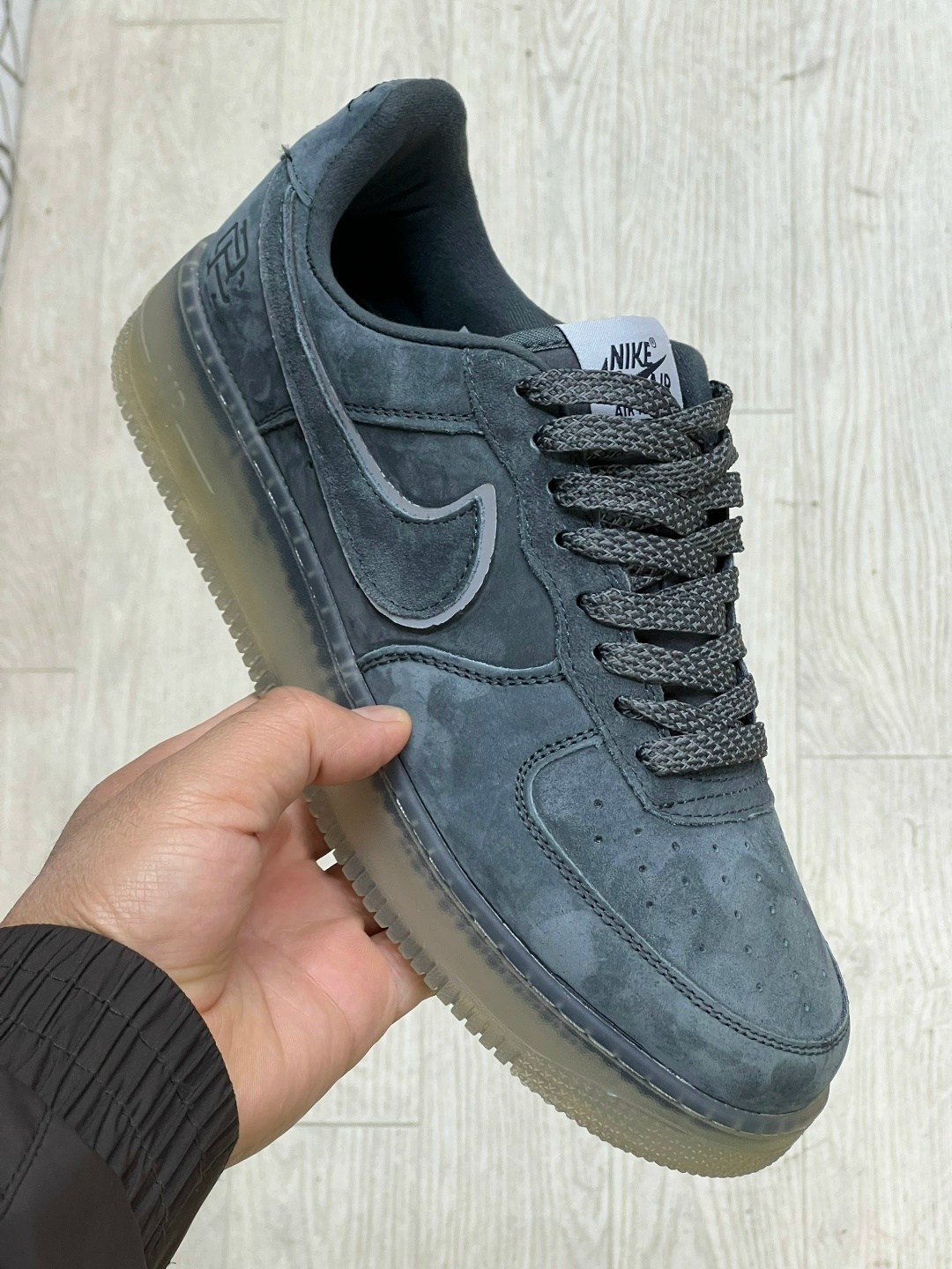 nike air force 1 low grey suede,nike air force 1 low,nike air force 1 07,кроссовки,кроссовки nike air force 1 low