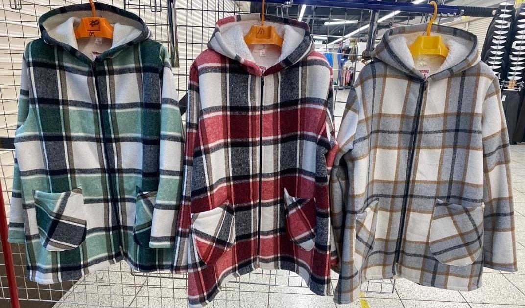 пальто в клетку,теплая рубашка,рубашка с капюшоном,рубашка теплая в клетку удлиненная,женская кофта