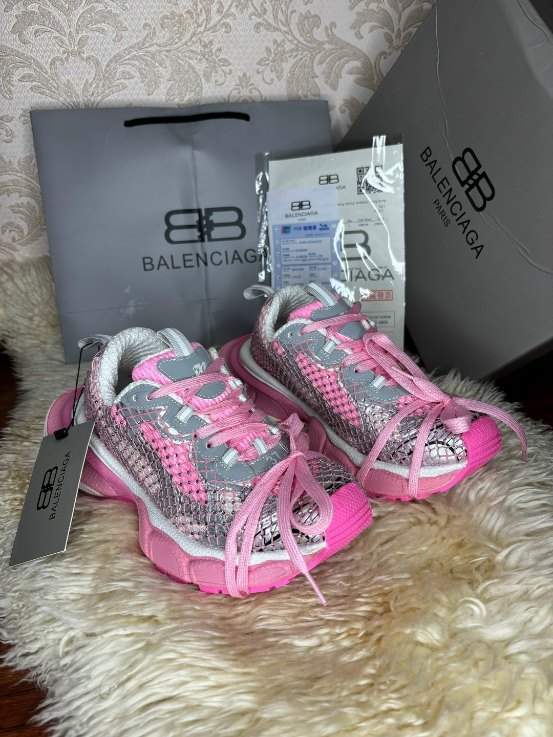 кроссовки женские balenciaga,женские кроссовки balenciaga 3xl серебристые с розовым,женские кроссовки balenciaga 3xl,balenciaga кроссовки,баленсиага женские кроссовки