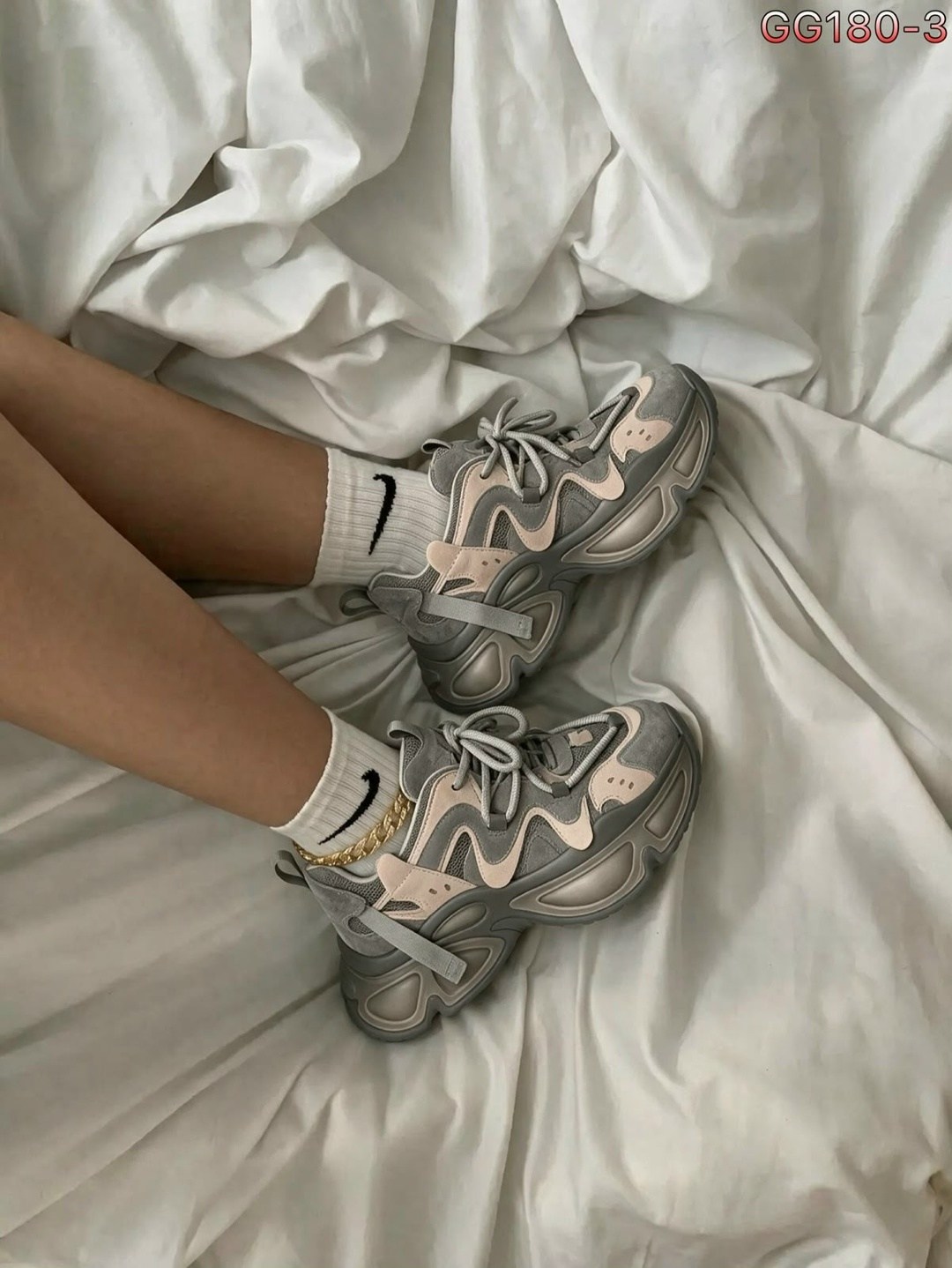 кроссовки женские баленсиага,кроссовки balenciaga,розовые кроссовки баленсиага track,женские кроссовки balenciaga,balenciaga 3xl sneakers