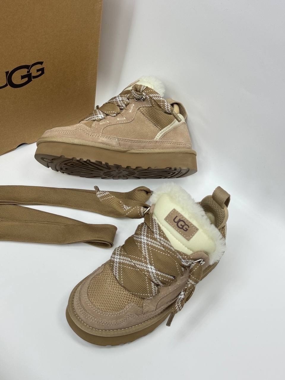 ,кроссовки ugg,кроссовки женскиe,угги ugg,теплые кроссовки