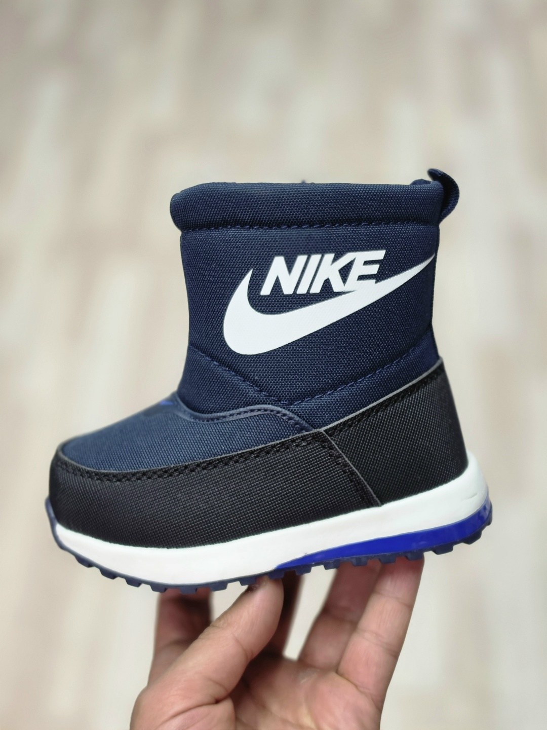 дутики adidas,сапожки зимние adidas,дутики adidas зимние непромокаемые,дутики мужские зимние adidas,дутики адидас