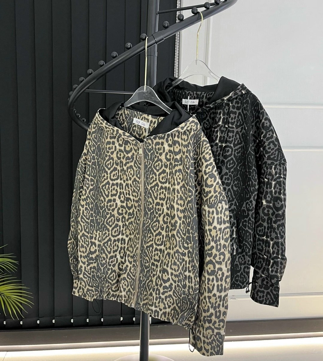 леопардовая куртка,куртка леопардовая зимняя с капюшоном tdt-fashion,куртка бомбер,женская куртка,куртка женская леопардовая
