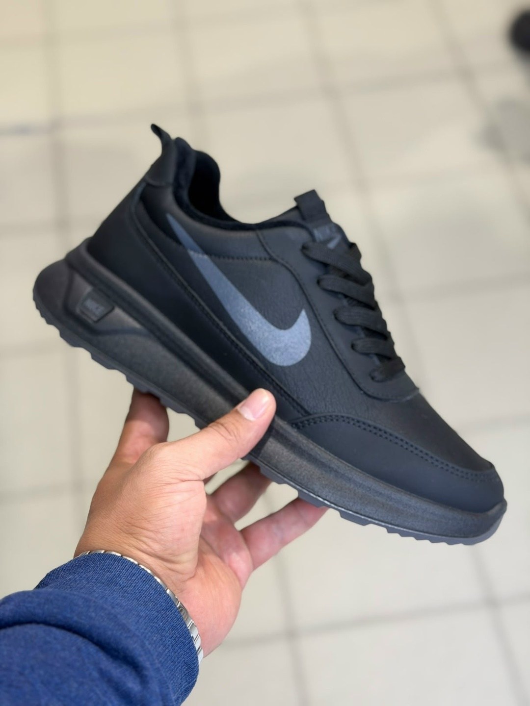 кроссовки,мужской кроссовки,,кроссовки nike мужские,спортивная