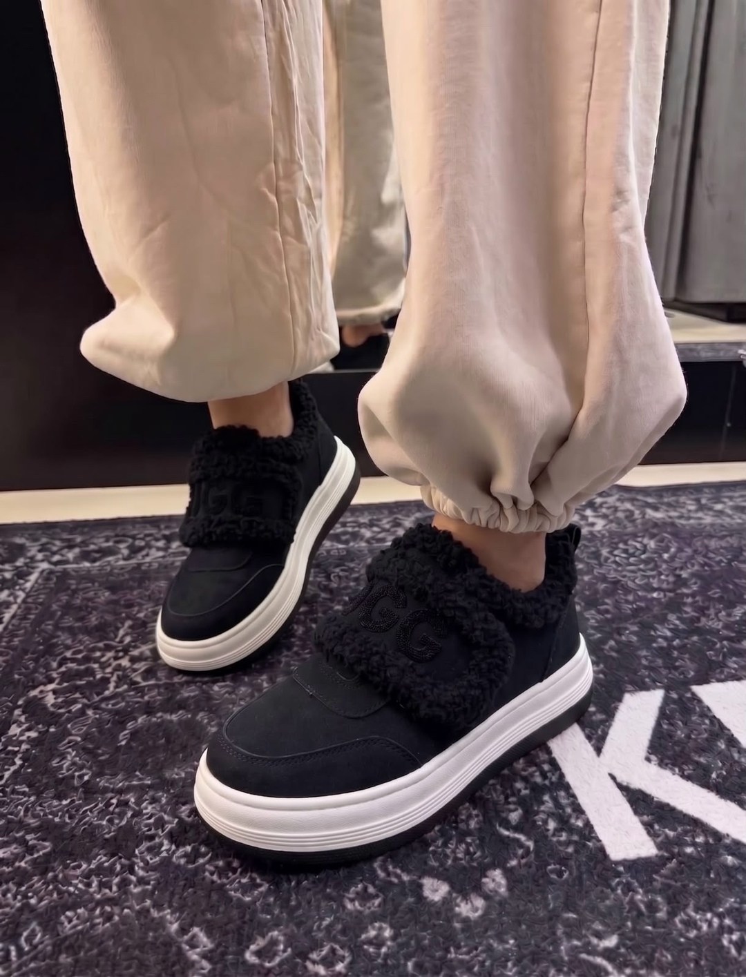 ,кроссовки женскиe,кроссовки зимние женские, женская,кроссовки ugg