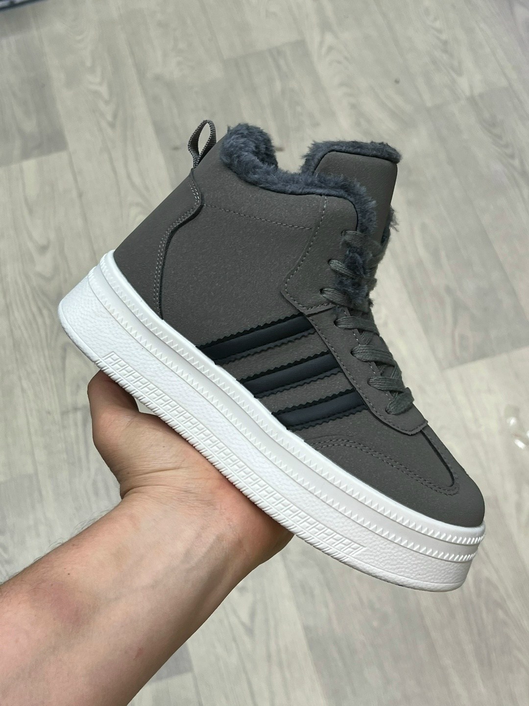 зимние кроссовки adidas,кроссовки adidas,женские зимние кроссовки,зимние кроссовки,кроссовки зим