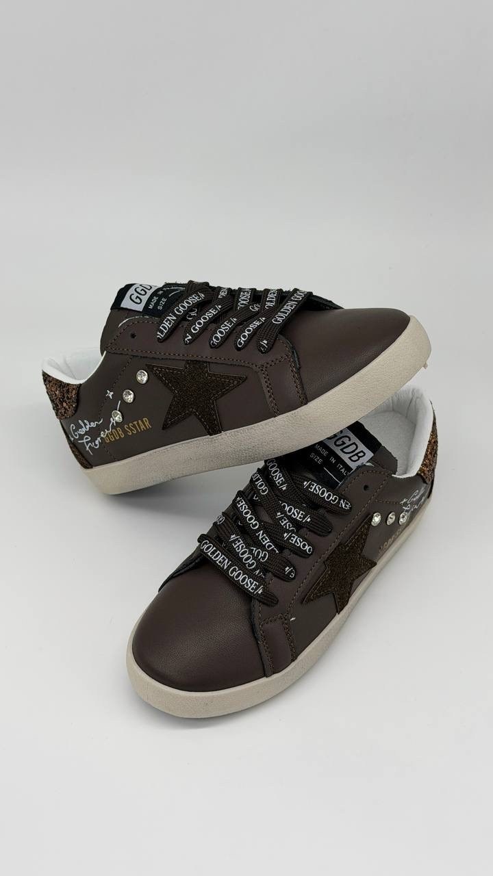 кеды golden goose,кеды golden goose женские,golden goose кроссовки super-star коричневый,кожаные низкие кеды с блестками superstar golden goose,