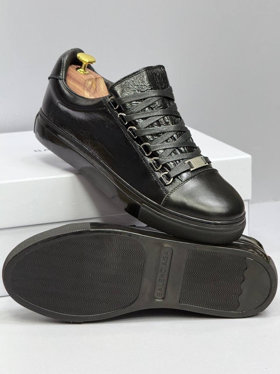 ,мужской кроссовки,кожаные кроссовки,кеды мужские кожаные,обуви
