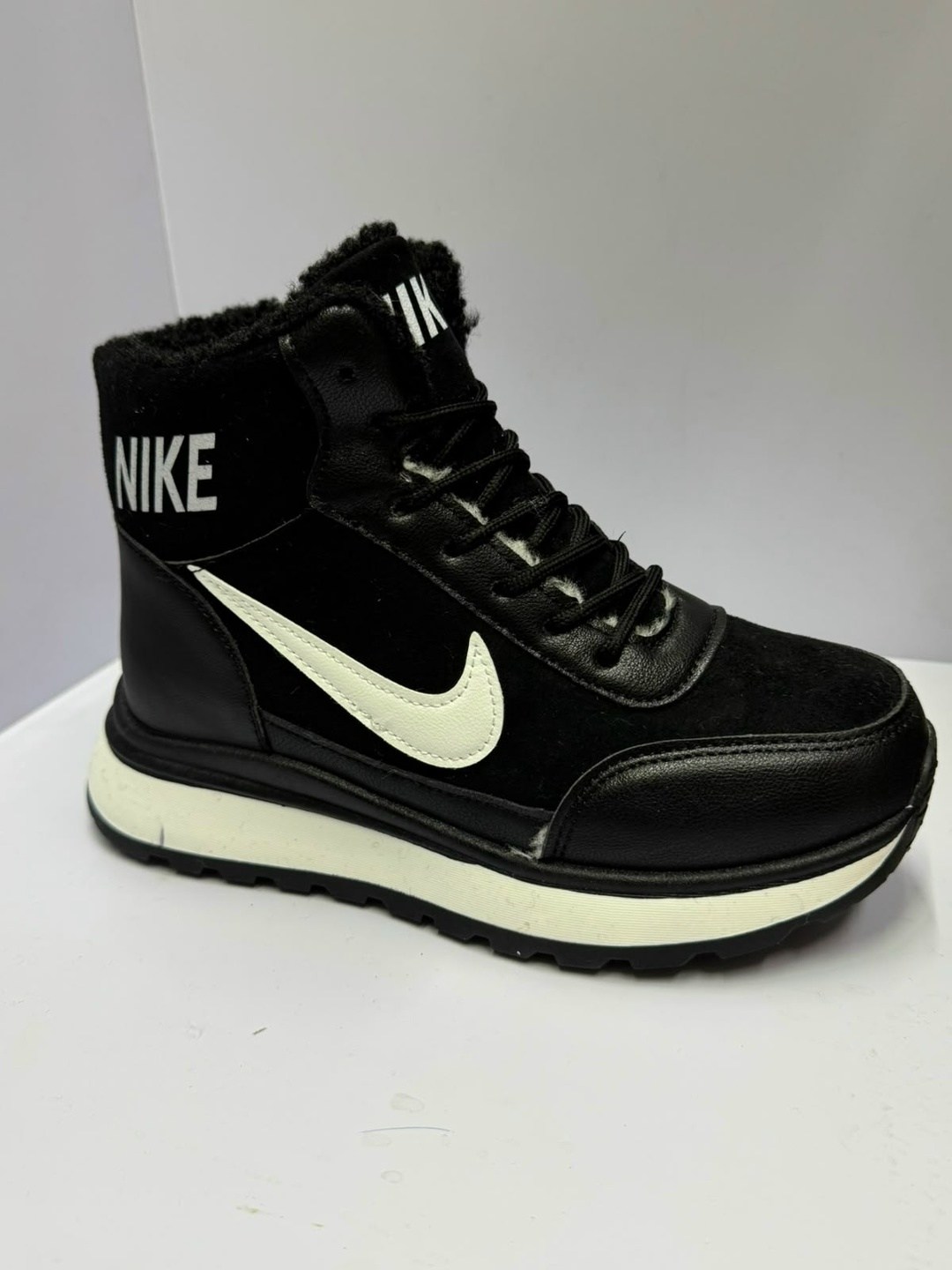 кроссовки зимние nike,зимние женские кроссовки nike,кроссовки,женские кроссовки nike,