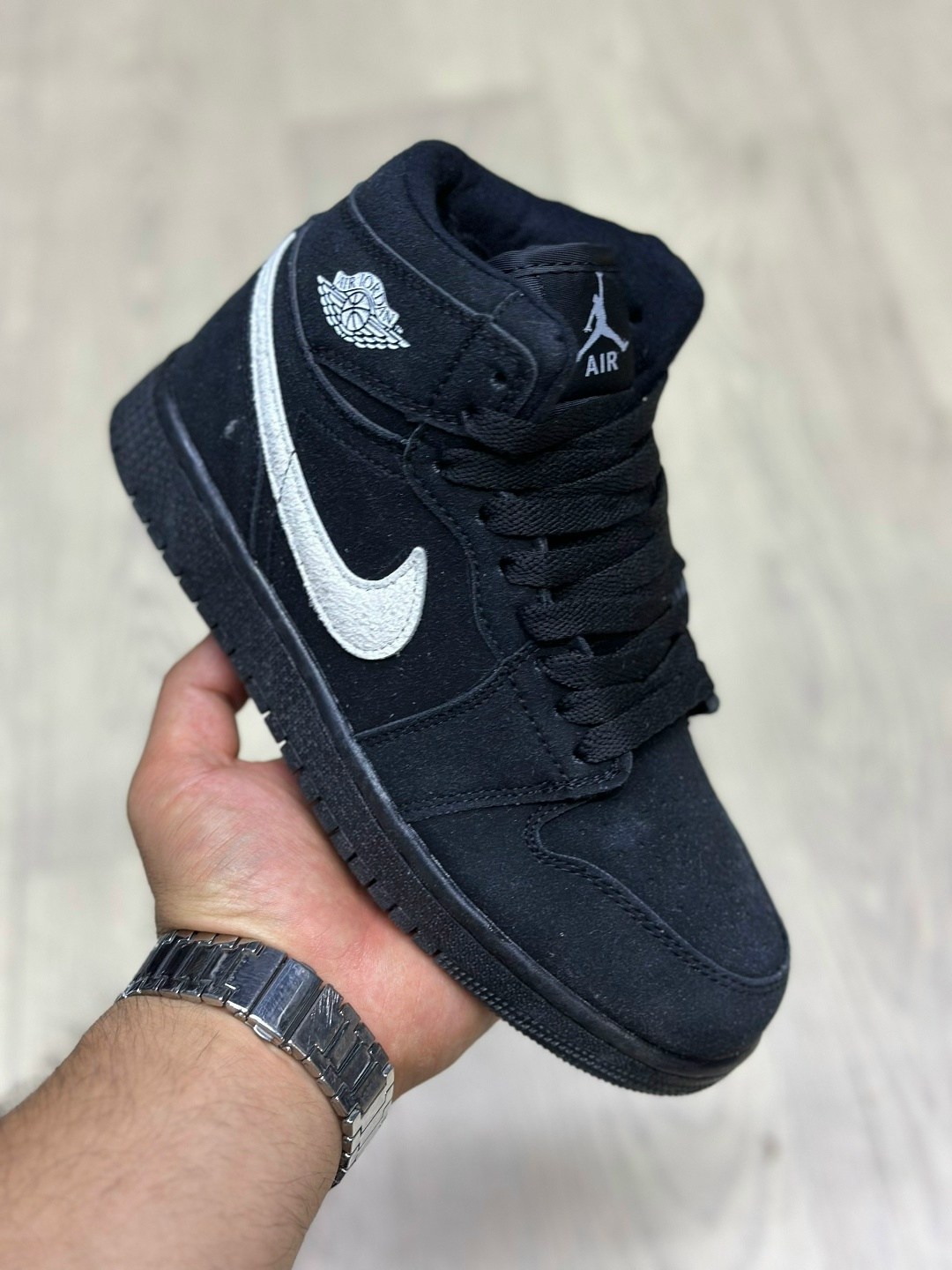 nike air jordan 1 mid,nike air jordan 1,nike air jordan 1 retro high,кроссовки для женщин,кроссовки nike air jordan 1 retro high