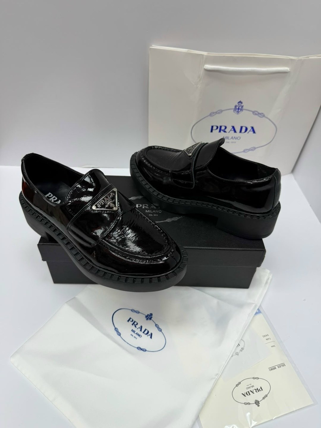 лоферы prada,,prada туфли,лоферы женские prada,прада лоферы
