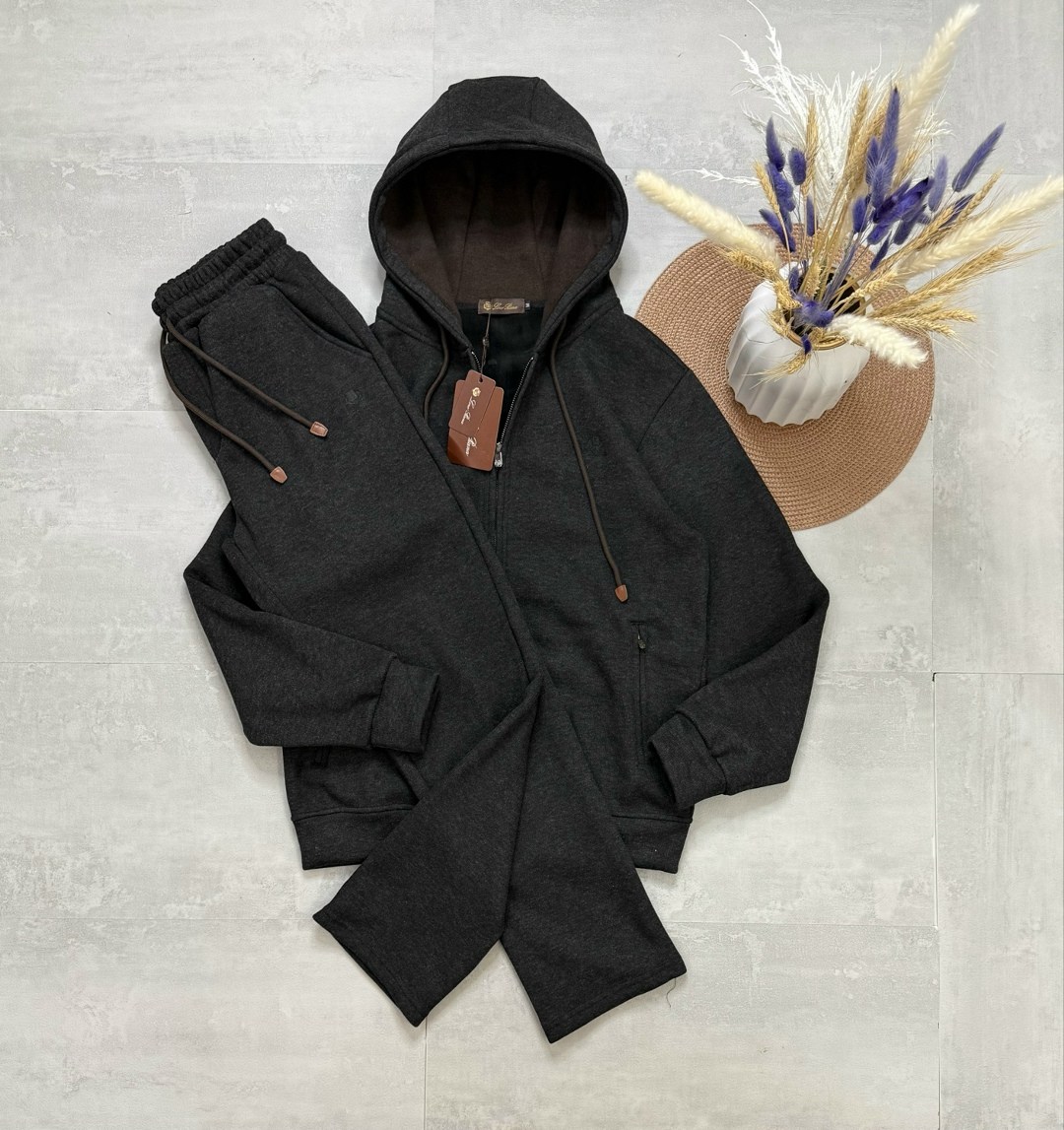 спортивный костюм brunello cucinelli,костюм спортивный loro piana,спортивный костюм лоро пиано мужской,костюм спортивный,спортивный костюм loro piana мужской