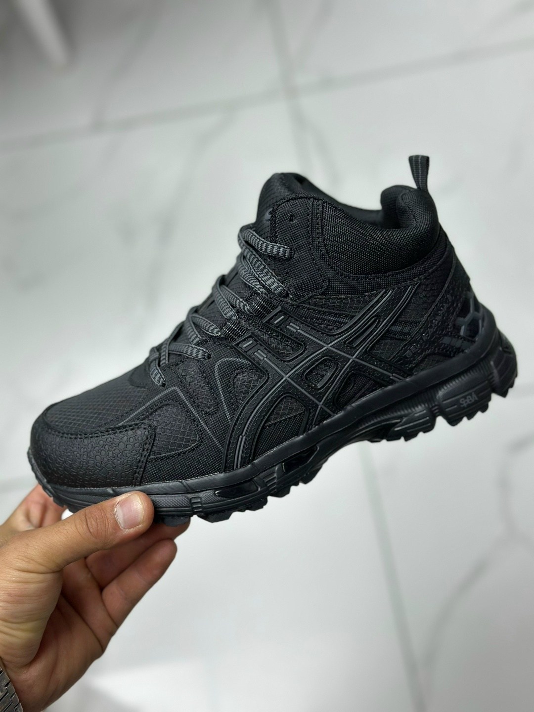 зимние кроссовки asics gel kahana 8 hi,кроссовки asics gel kahana 8,кроссовки asics мужские зимние,,кроссовки мужские зимние asics gel kahana