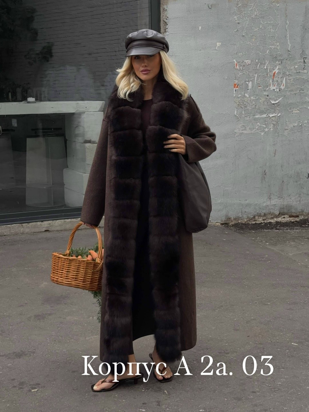пальто из итальянского кашемира с мехом соболя yana kraft brand,пальто из итальянского кашемира с мехом соболя,пальто с соболем,пальто с мехом,пальто с натуральным мехом соболя northfox