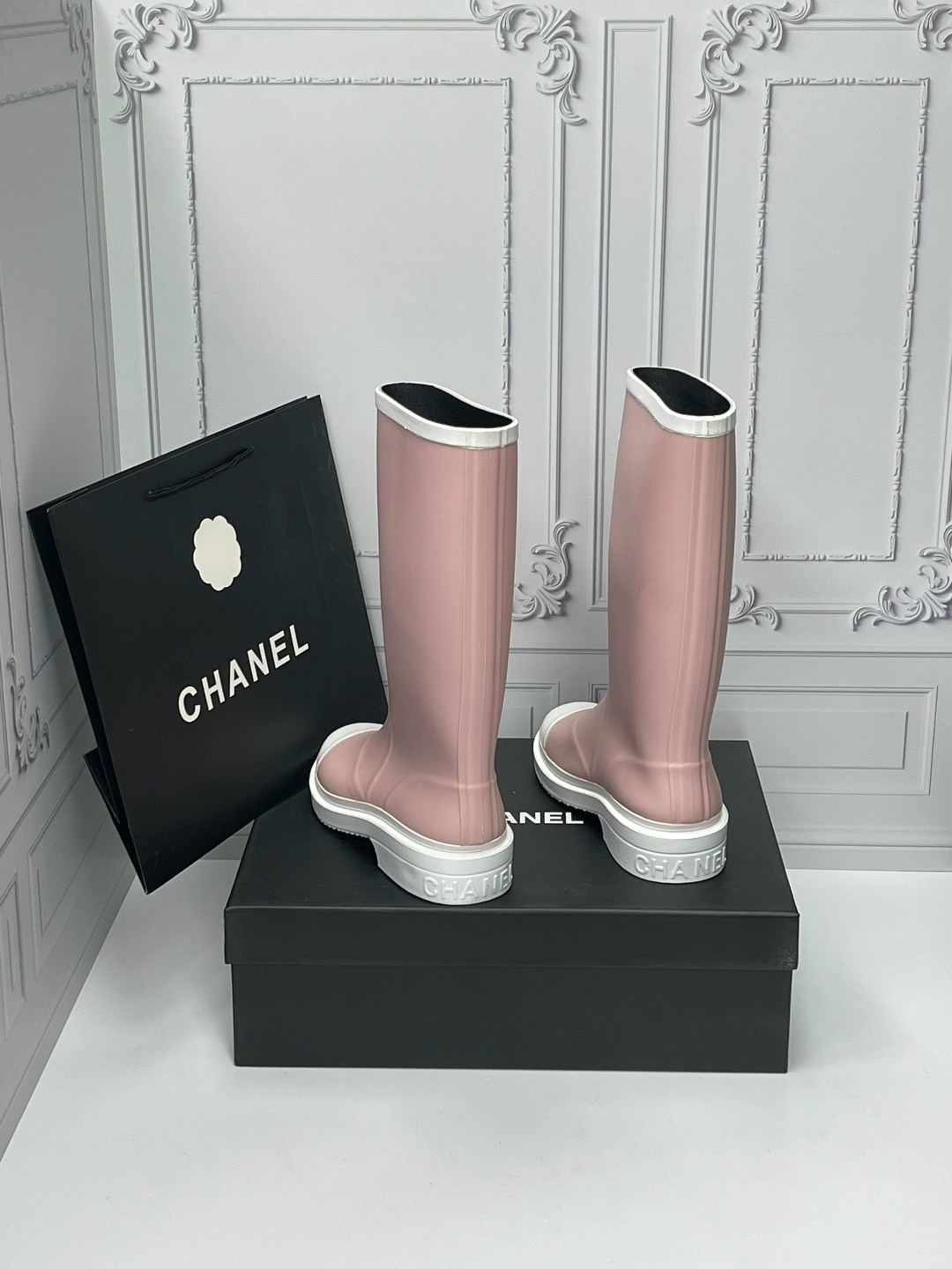 резиновые сапоги chanel,резиновые сапоги шанель,сапоги chanel,сапоги шанель,сапоги резиновые