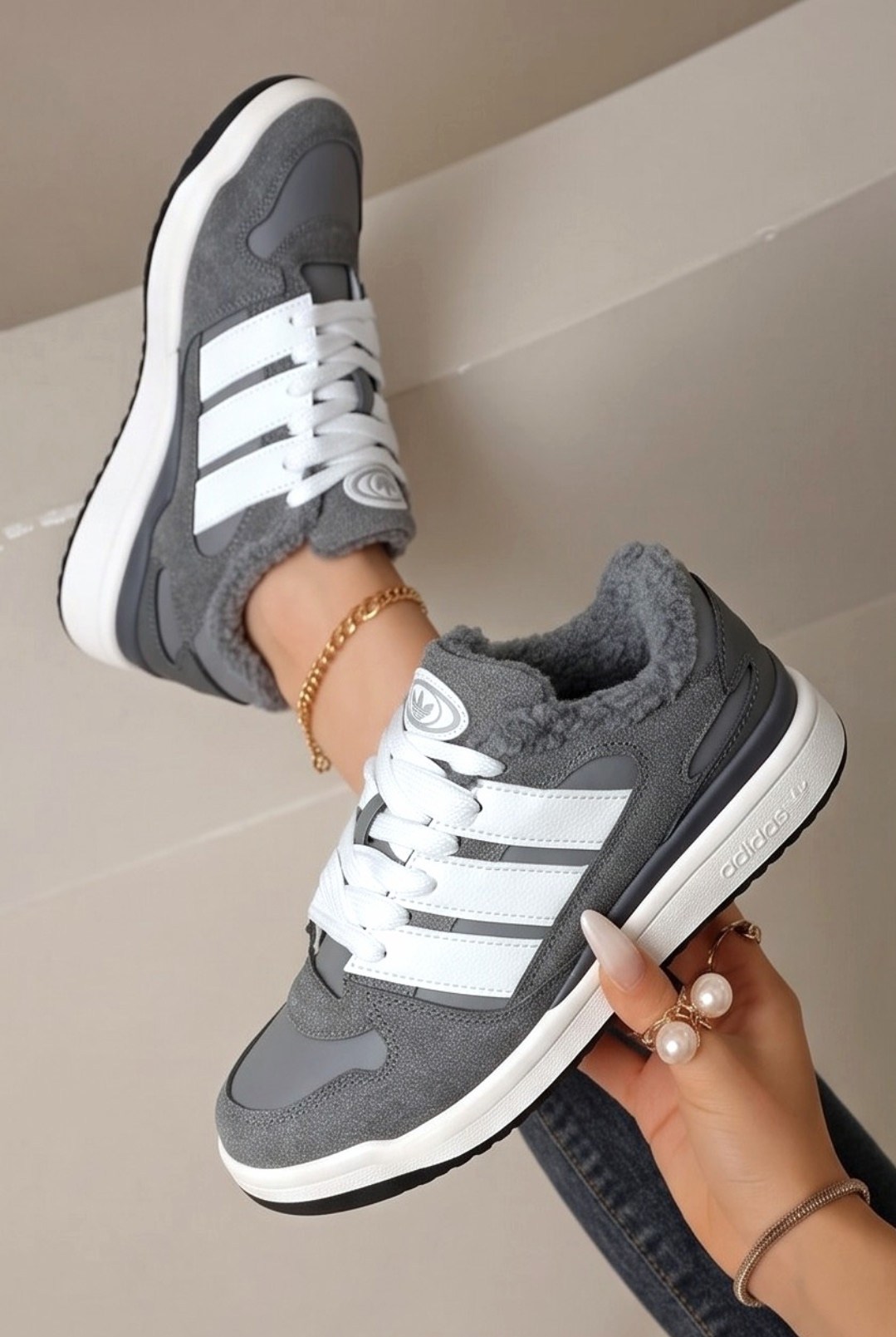 кроссовки adidas campus зимние,кроссовки adidas campus зимние мехом,зимние кроссовки adidas campus высокие с мехом,,кроссовки женские adidas campus кампусы зимние с мехом