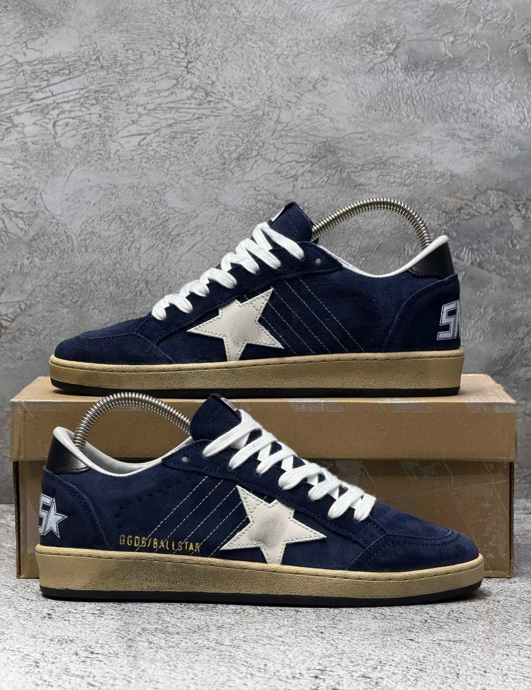 ,golden goose кроссовки,мужские кроссовки golden goose ball star leather/suede star,кеды golden goose,golden goose men's ball star suede low-top sneakers