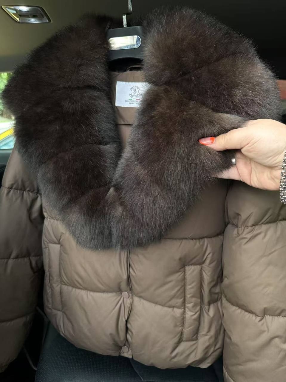 женский пуховик с натуральным мехом,пуховик с натуральным мехом,пуховик с мехом,пуховик короткий,короткий пуховик с натуральным мехом