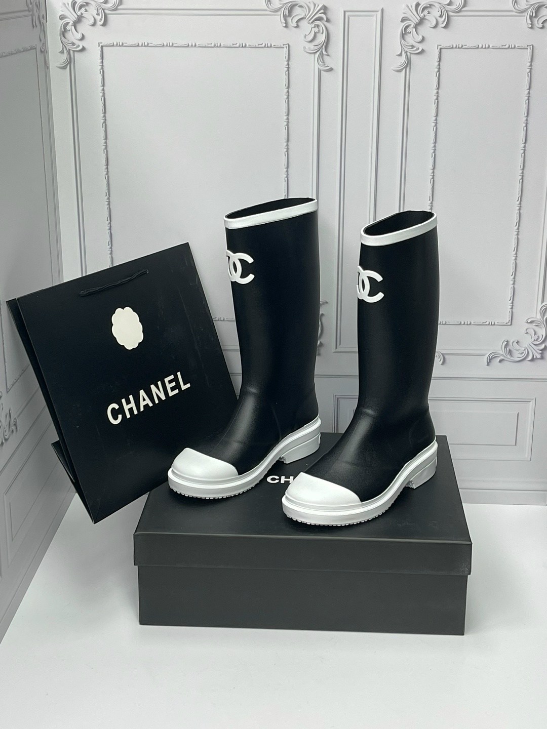 резиновые сапоги chanel,резиновые сапоги шанель,сапоги chanel,сапоги шанель,сапоги резиновые