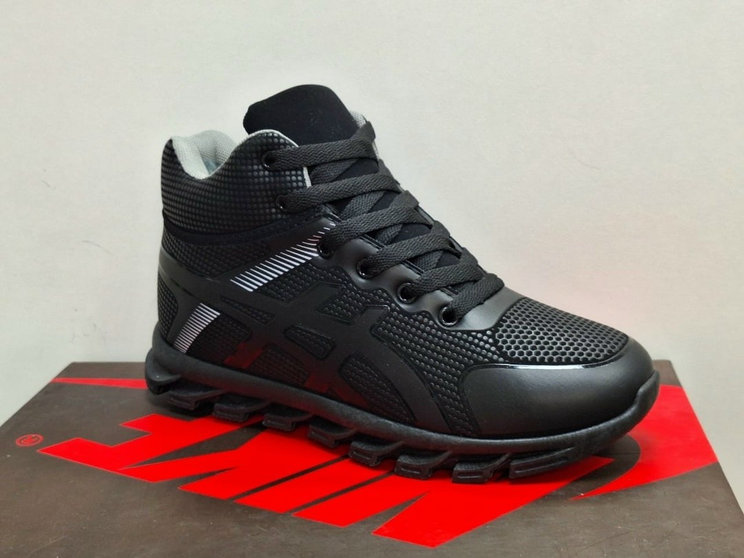 кроссовки зимние adidas,кроссовки мужские зимние,зимние кроссовки мужские адидас,barzu кроссовки зимние адидас marathon tr 20,кроссовки мужские зимние adidas