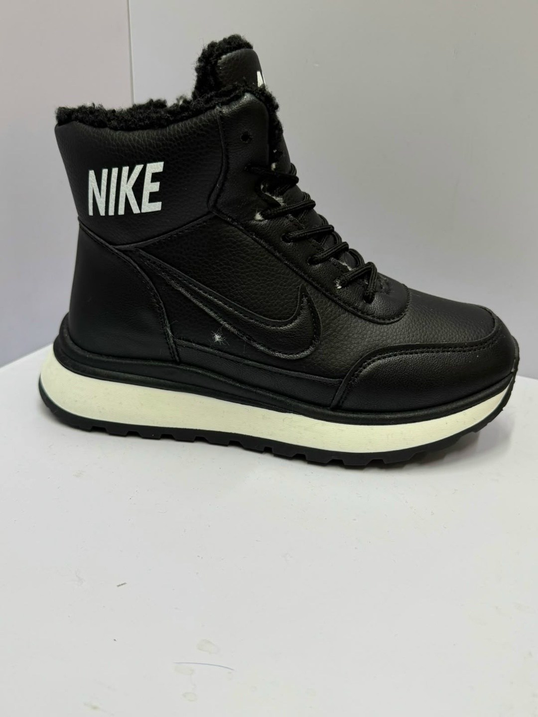 кроссовки зимние nike,зимние женские кроссовки nike,кроссовки,женские кроссовки nike,