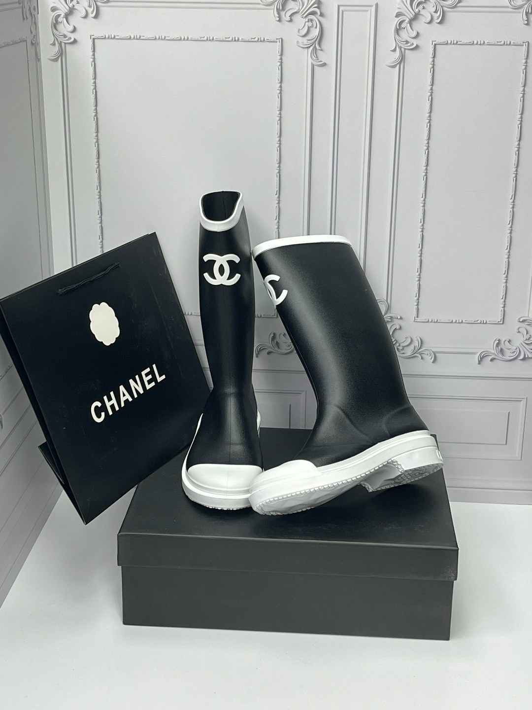 резиновые сапоги chanel,резиновые сапоги шанель,сапоги chanel,сапоги шанель,сапоги резиновые