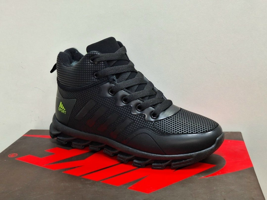 кроссовки зимние adidas,кроссовки мужские зимние,зимние кроссовки мужские адидас,barzu кроссовки зимние адидас marathon tr 20,кроссовки мужские зимние adidas