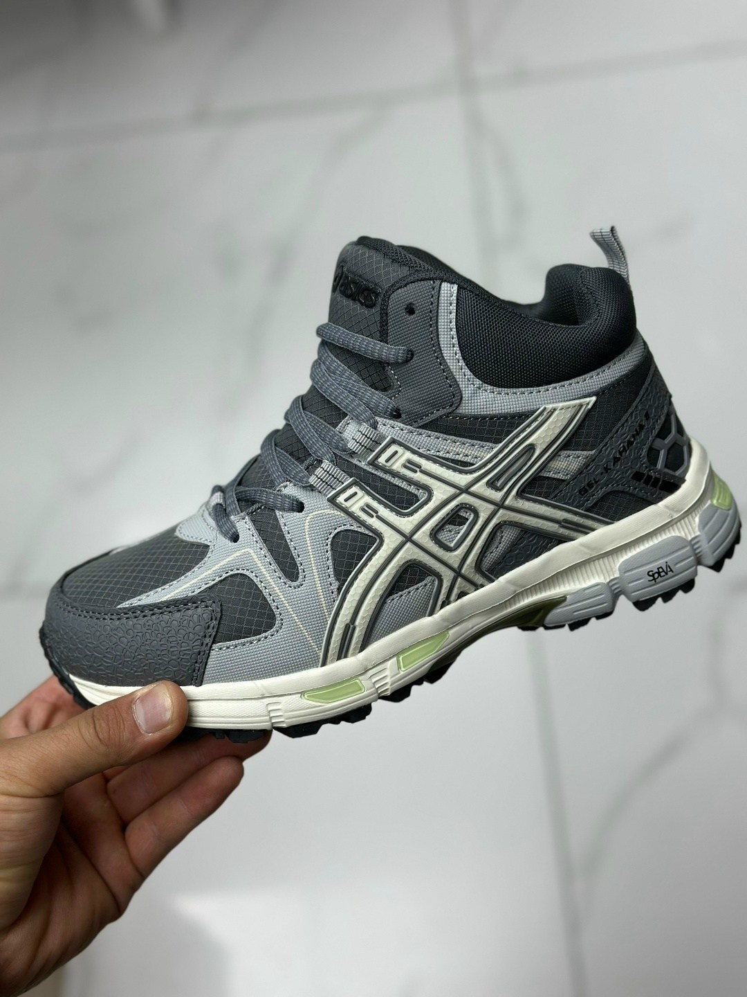 зимние кроссовки asics gel kahana 8 hi,кроссовки asics gel kahana 8,кроссовки asics мужские зимние,,кроссовки мужские зимние asics gel kahana