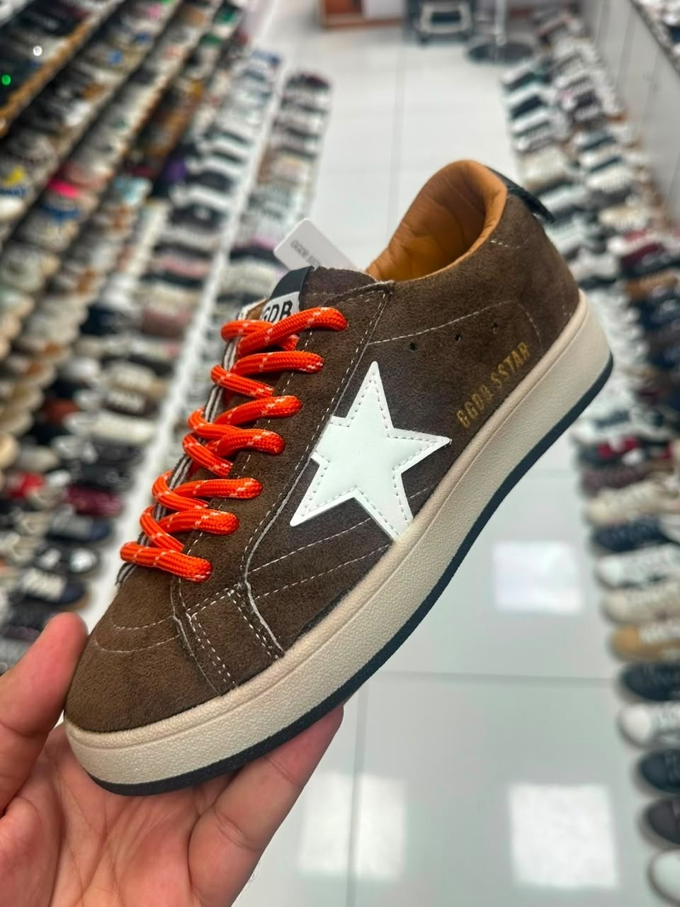 ,кеды golden goose superstar замшевые персиковые,кеды golden goose,женские кеды golden goose,обуви