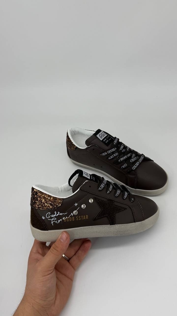 кеды golden goose,кеды golden goose женские,golden goose кроссовки super-star коричневый,кожаные низкие кеды с блестками superstar golden goose,