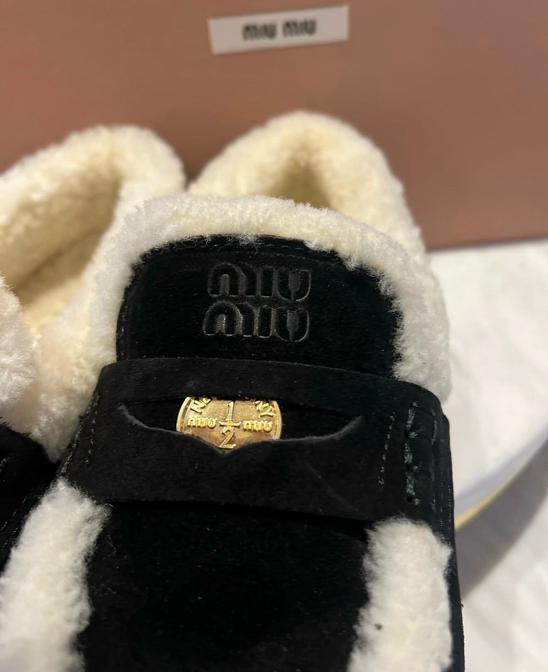 ,макасины miu miu зимние на меху,женские угги,тапки угги,угги короткие
