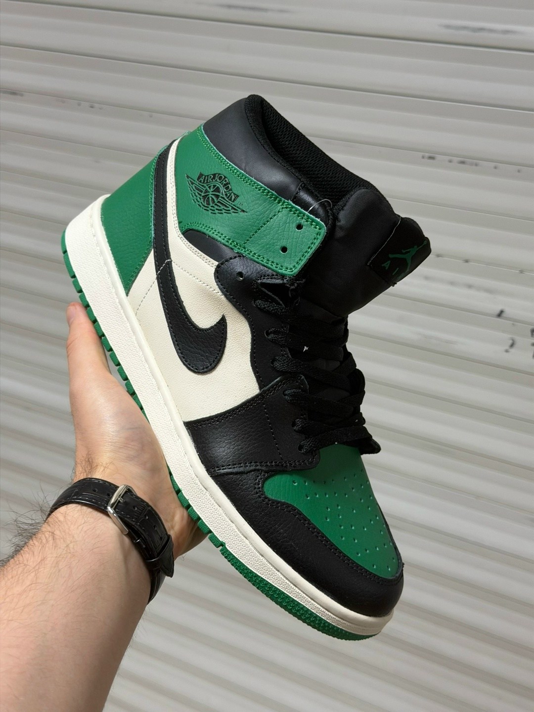 кроссовки nike air jordan 1,кроссовки мужские nike air jordan,кроссовки мужские nike air jordan 1,кроссовки nike air jordan 1 retro high,мужские кроссовки nike air jordan 1 retro high