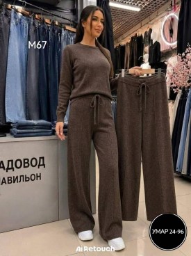 Костюм