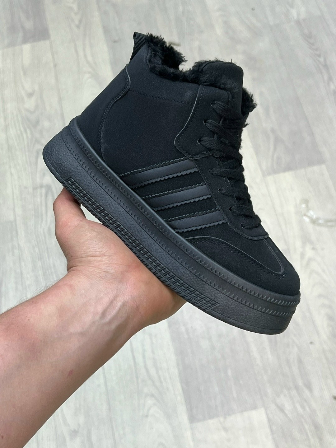 зимние кроссовки adidas,кроссовки adidas,женские зимние кроссовки,зимние кроссовки,кроссовки зим