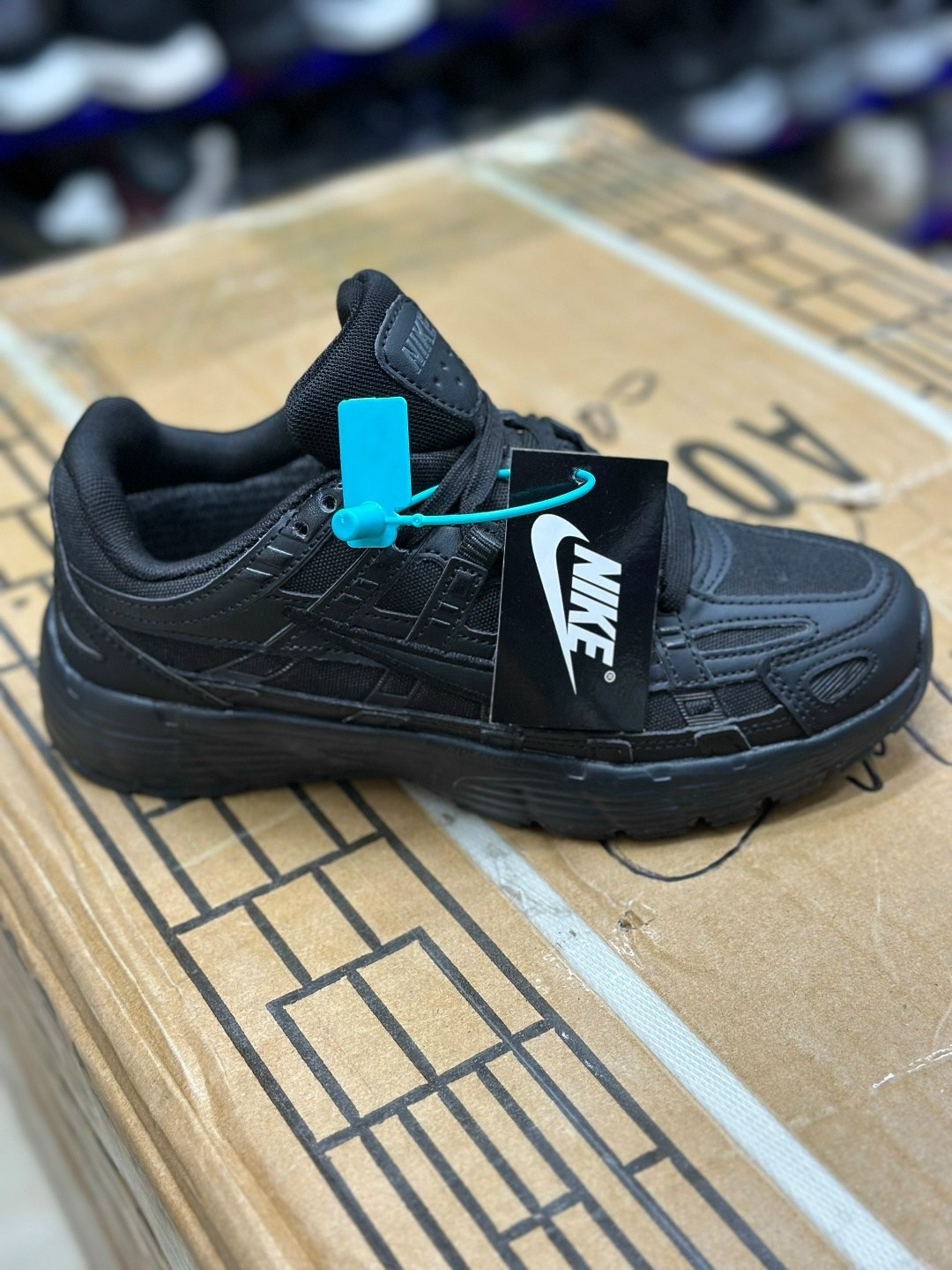 кроссовки nike p-6000,кроссовки мужские p-6000 с низким верхом черный серый nike,кроссовки nike,кроссовки мужской женский nike композитный материал,мужской кроссовки