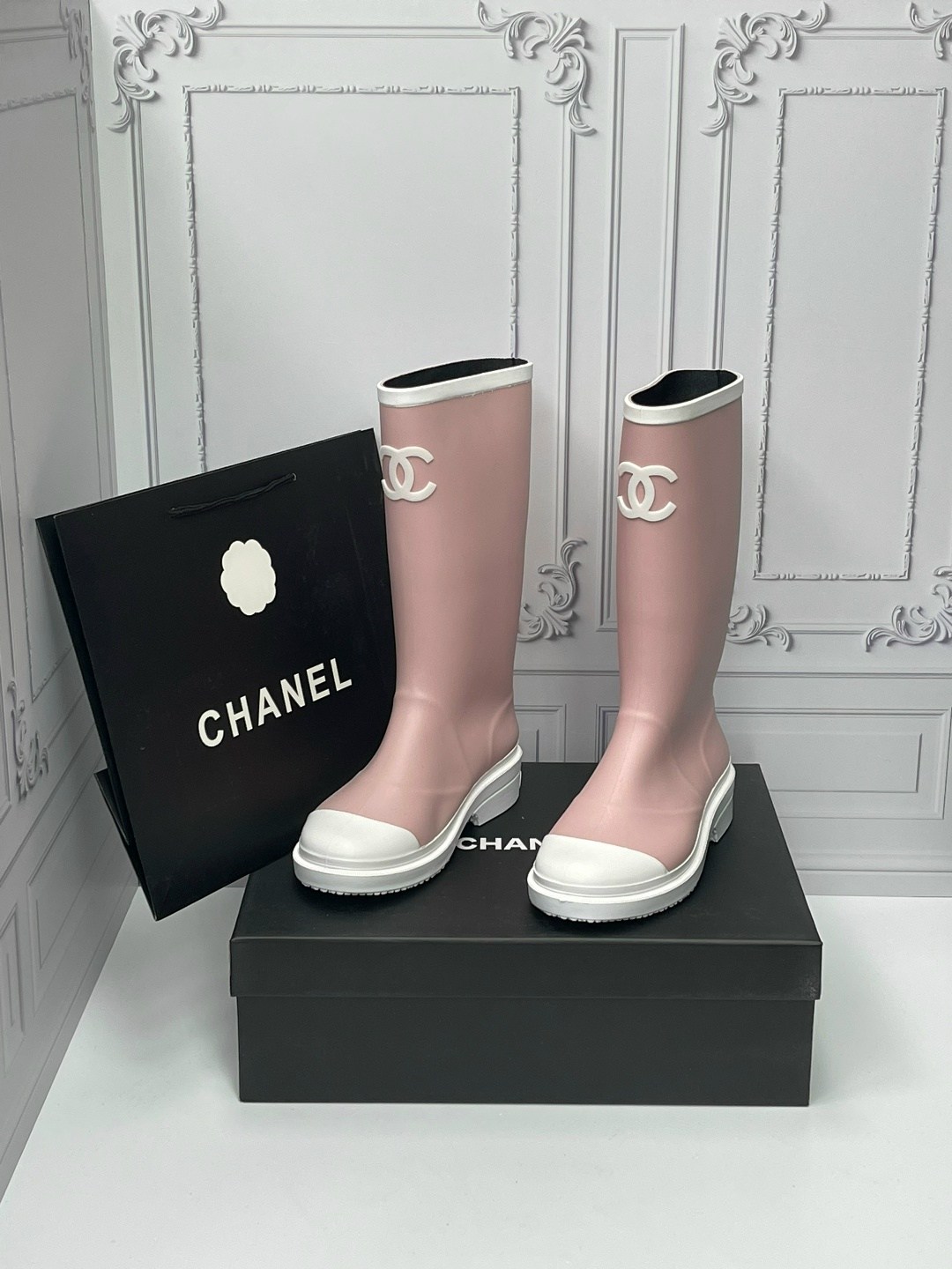 резиновые сапоги chanel,резиновые сапоги шанель,сапоги chanel,сапоги шанель,сапоги резиновые