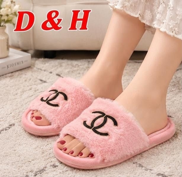 тапочки chanel,,модные тапочки,тапочки женские,chanel slippers