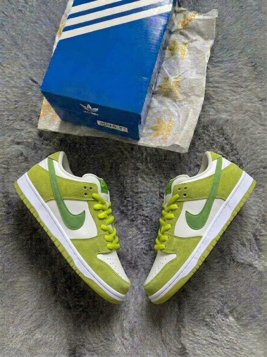 кроссовки adidas gazelle бордовые,кроссовки adidas,кроссовки adidas spezial,женские кроссовки adidas gazelle,кроссовки