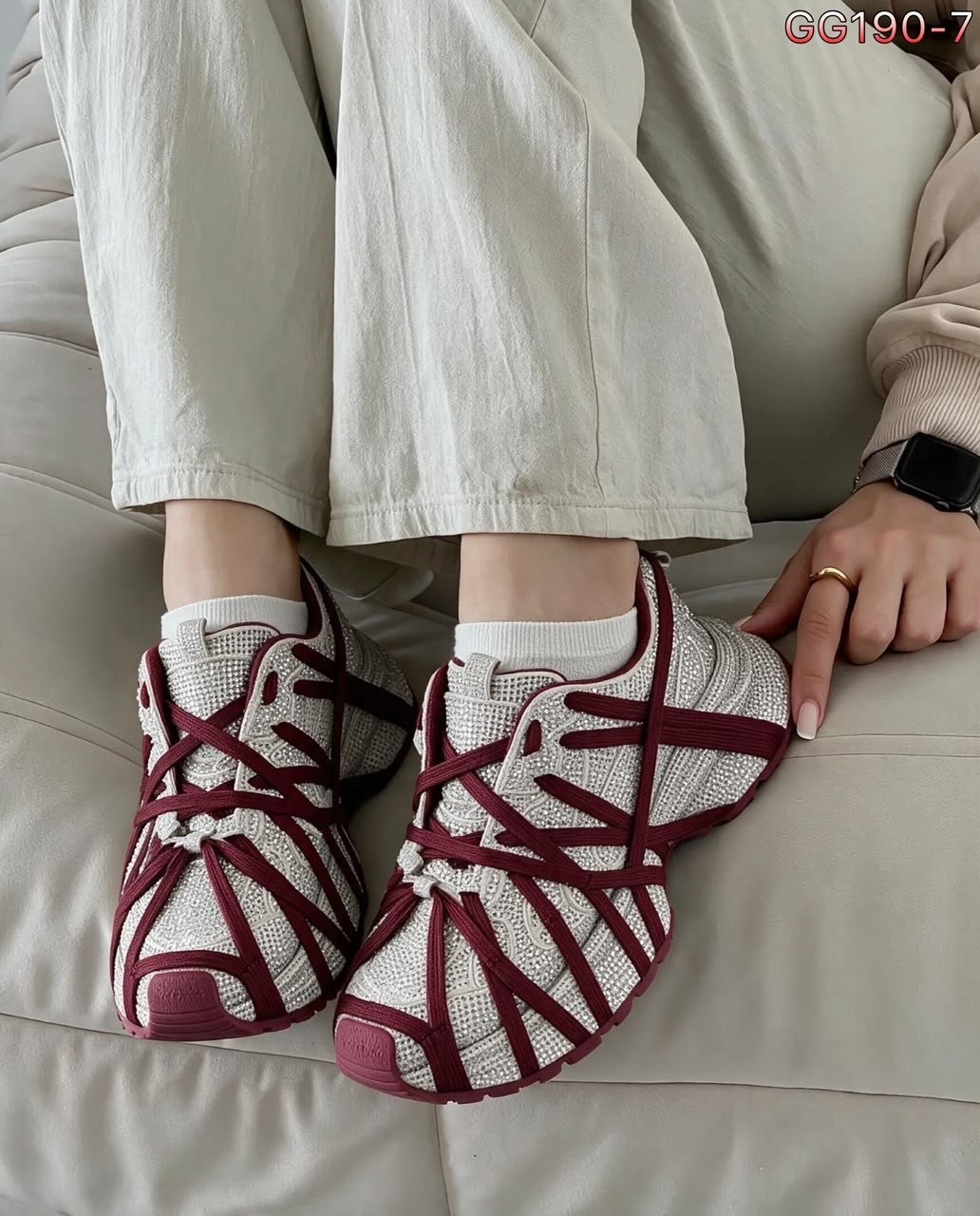 кроссовки balenciaga,кроссовки женские balenciaga,кроссовки мужские balenciaga track trainer красный,кроссовки balenciaga runner sneaker red,кроссовки balenciaga track balenciaga 242673300