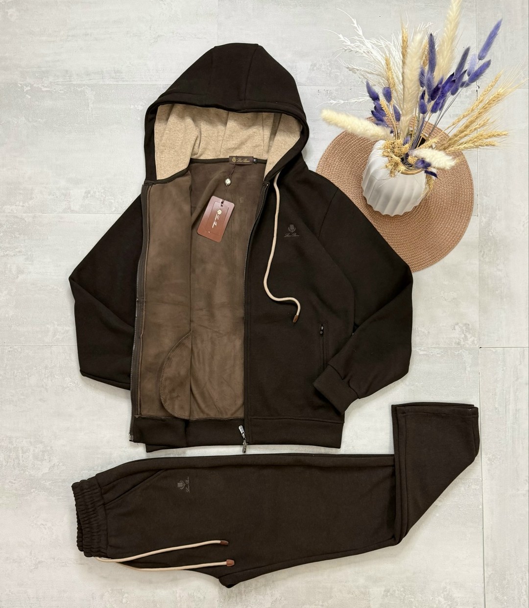спортивный костюм brunello cucinelli,костюм спортивный loro piana,спортивный костюм лоро пиано мужской,костюм спортивный,спортивный костюм loro piana мужской