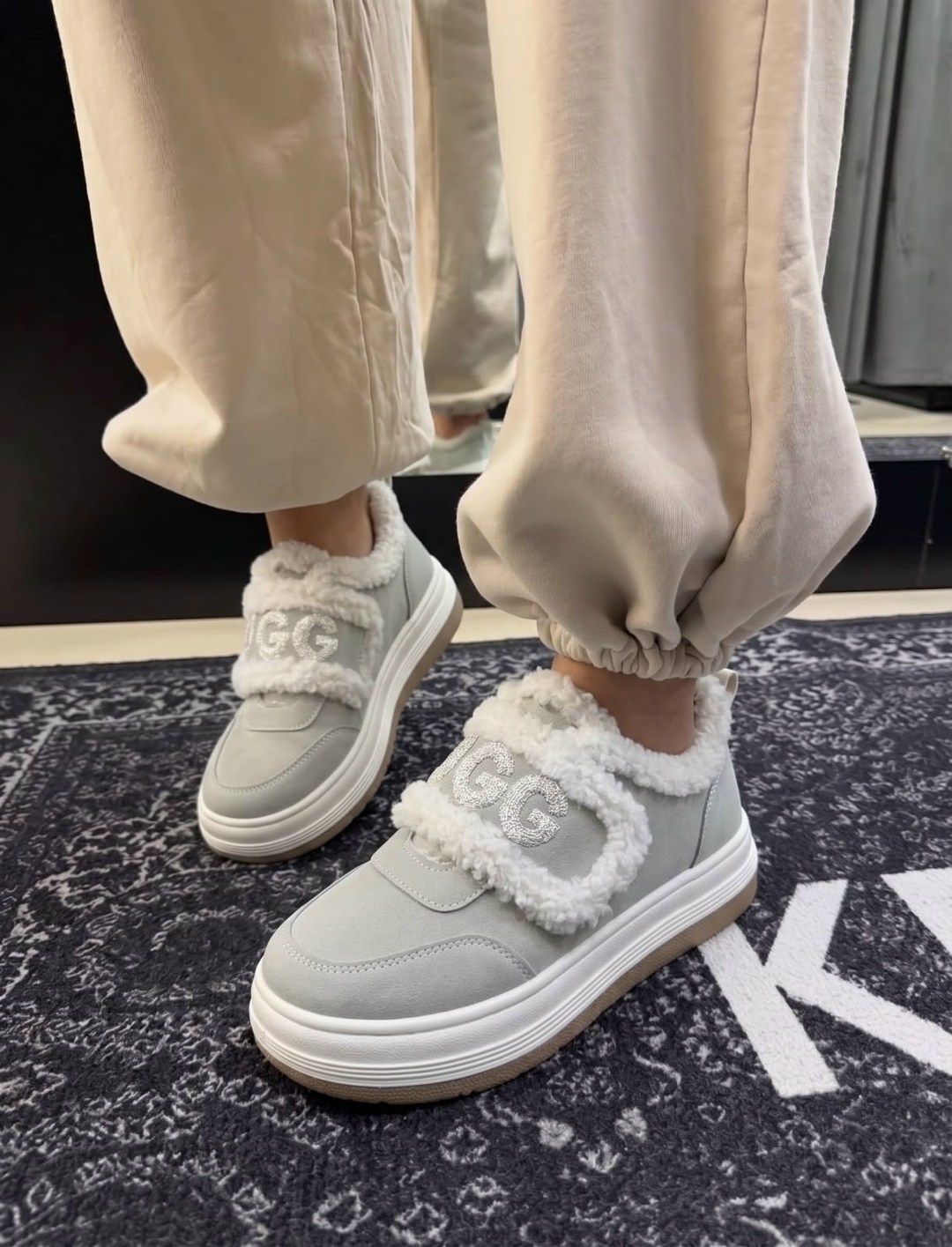 ,кроссовки женскиe,кроссовки зимние женские, женская,кроссовки ugg