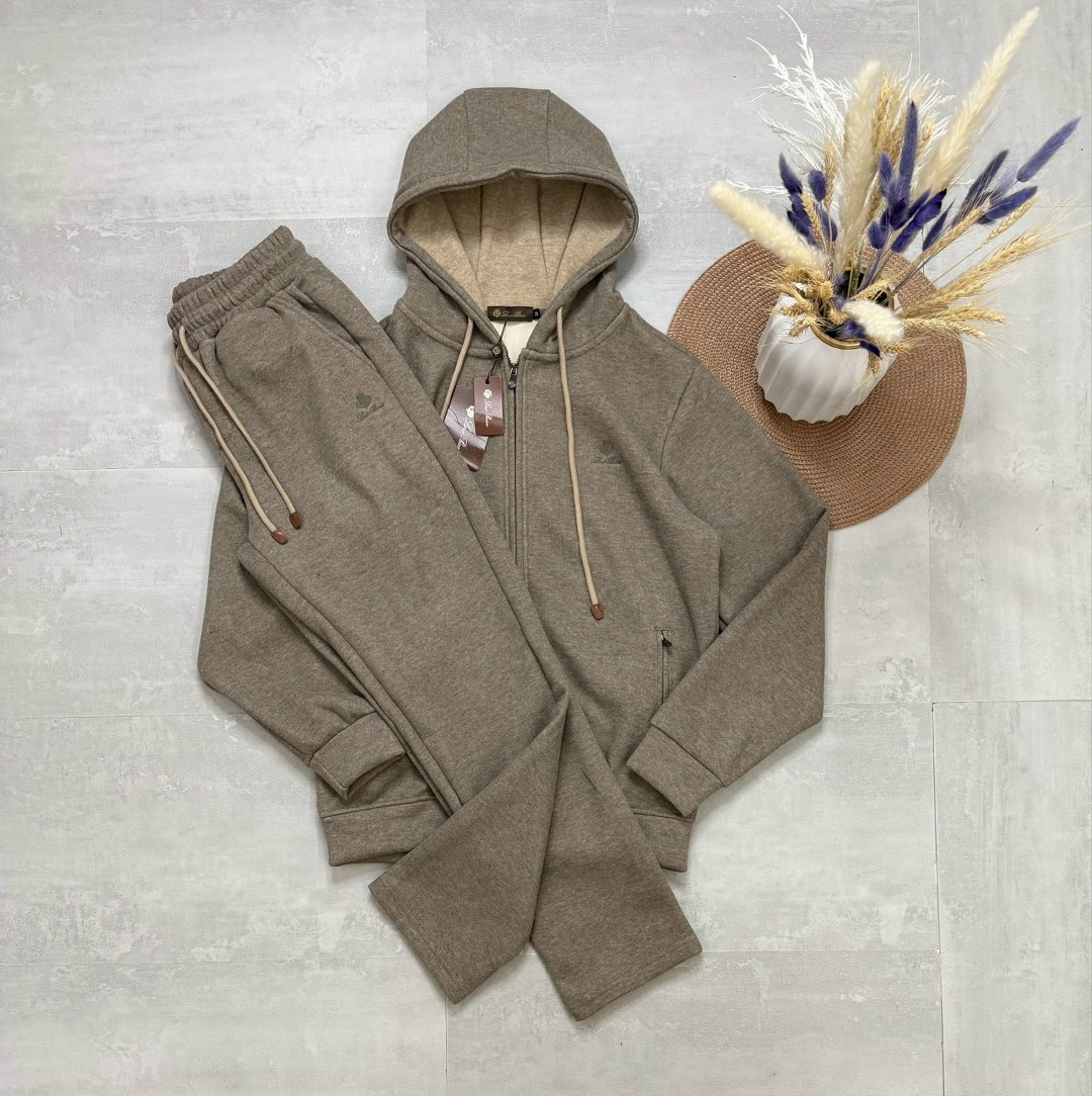 спортивный костюм brunello cucinelli,костюм спортивный loro piana,спортивный костюм лоро пиано мужской,костюм спортивный,спортивный костюм loro piana мужской