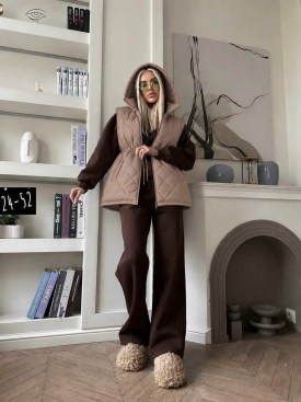 Костюм