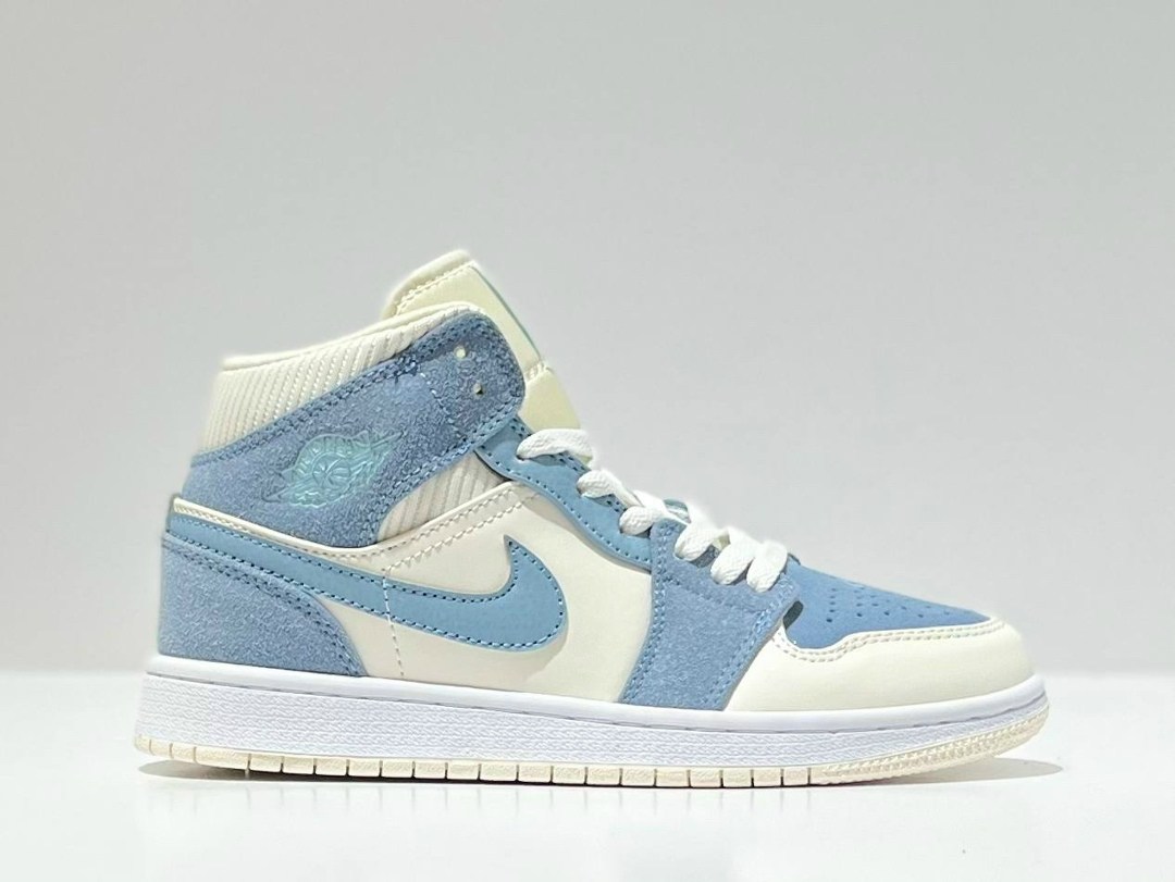 nike air jordan 1 mid se,air jordan 1 mid se 'sail light blue',nike air jordan 1 mid,nike jordan 1 mid голубые,air jordan 1 mid se