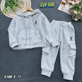 Костюм