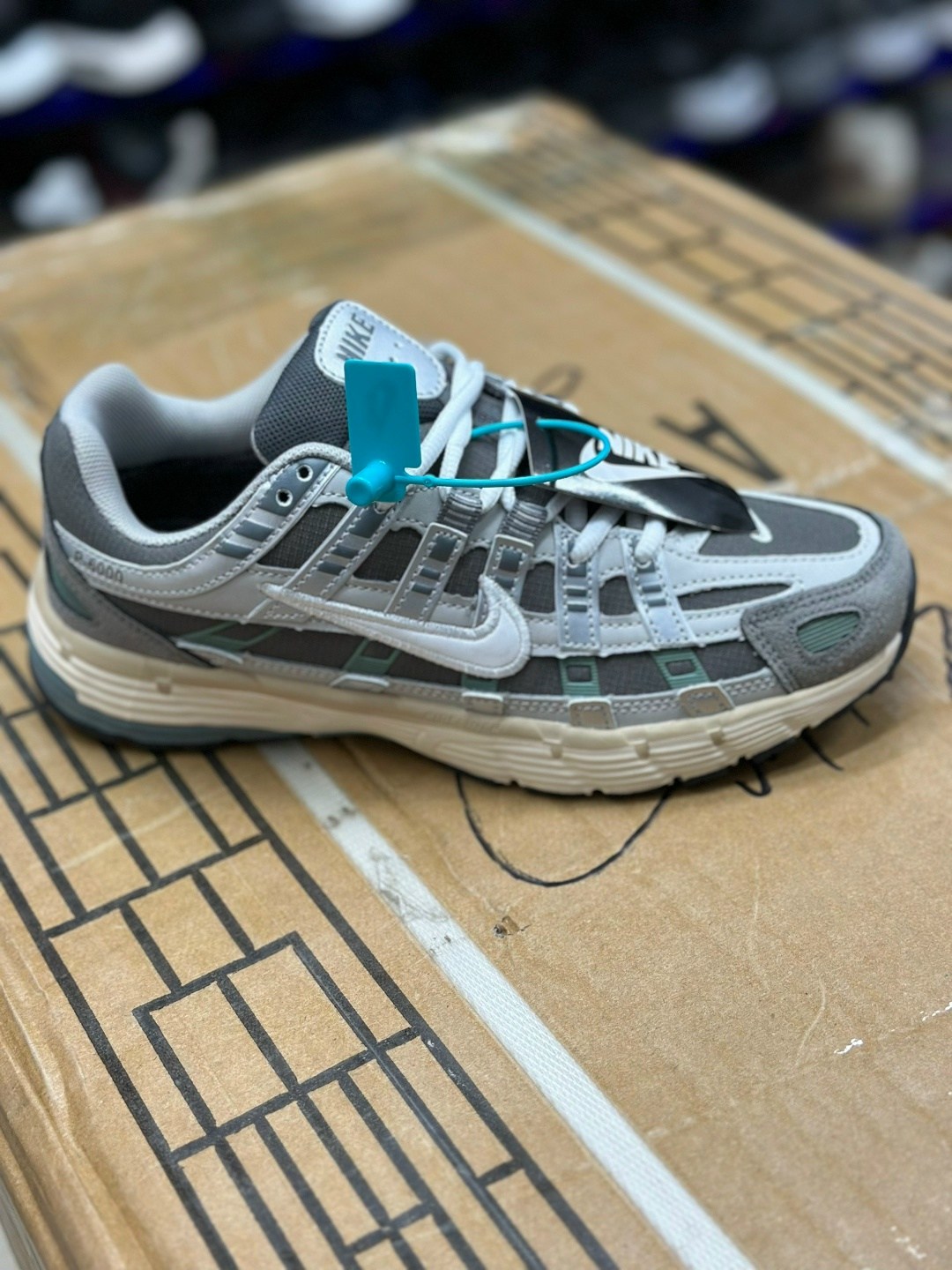 кроссовки nike p-6000,кроссовки мужские p-6000 с низким верхом черный серый nike,кроссовки nike,кроссовки мужской женский nike композитный материал,мужской кроссовки