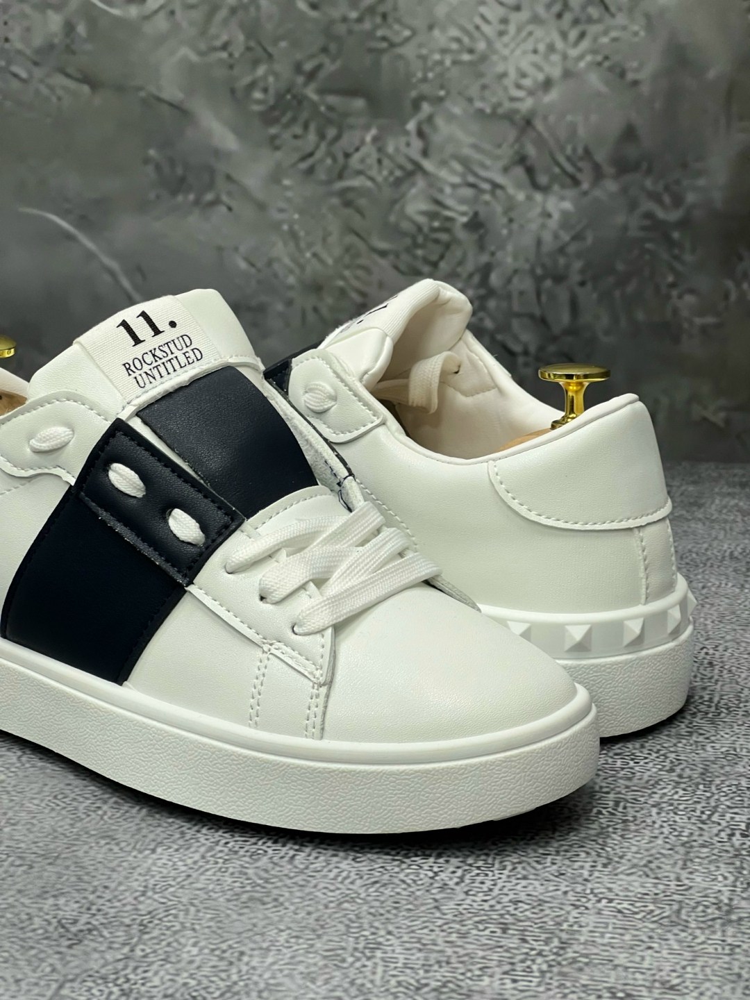 кроссовки valentino,valentino garavani кроссовки,кеды valentino,кеды valentino garavani,кроссовки женские valentino