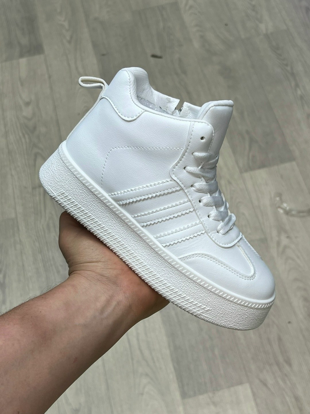 зимние кроссовки adidas,кроссовки adidas,женские зимние кроссовки,зимние кроссовки,кроссовки зим